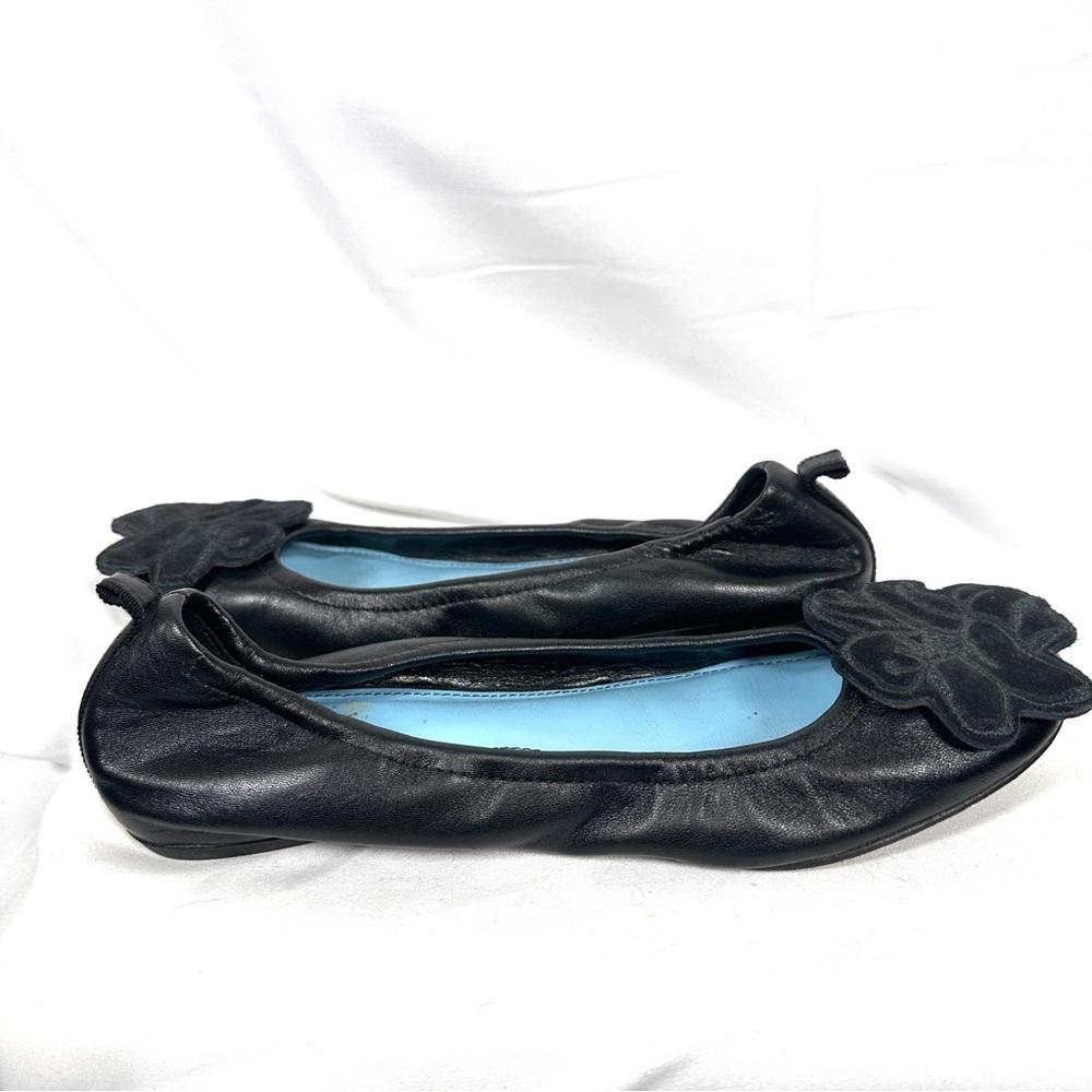 Lanvin Black Ballet Flats with Flower Appliqué - Picture 7 of 13